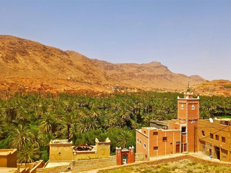 3 days group desert tour from Marrakech to fes